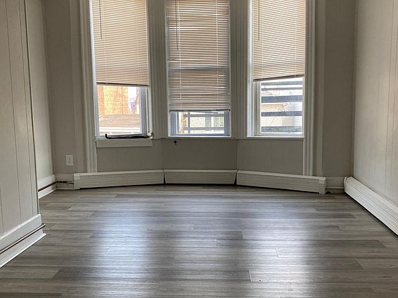 5th image of 169 Manhattan Ave #693e7c5db