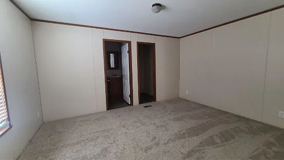 Camelot Manor — Photo 14