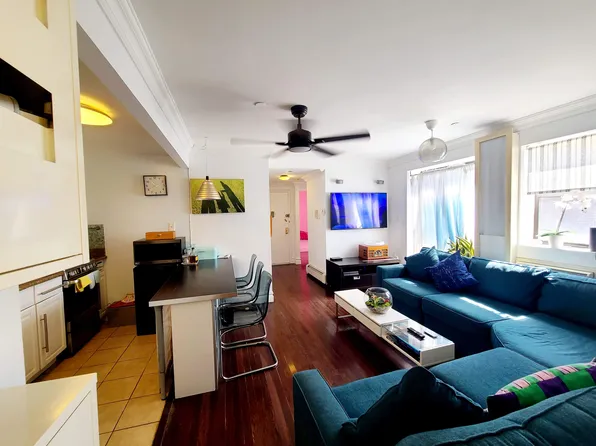 49-07 43rd Avenue image 4 of 15