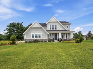 715 Harvest Ln, Dayton, OH 45458
