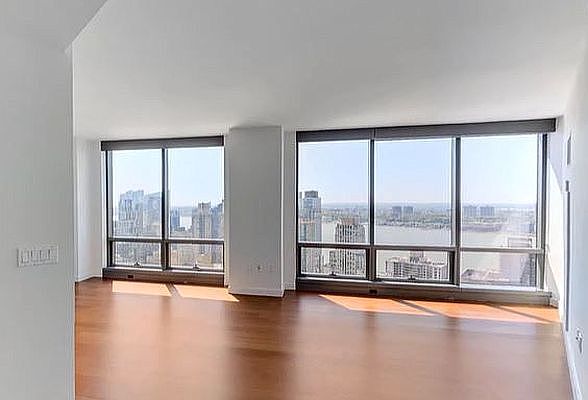 1st image of 200 W 67th St APT 33C