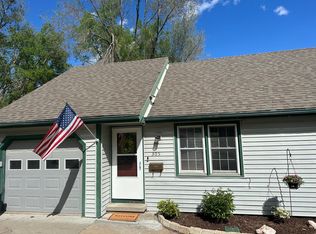 305 Orchard Cir, Manhattan, KS 66502