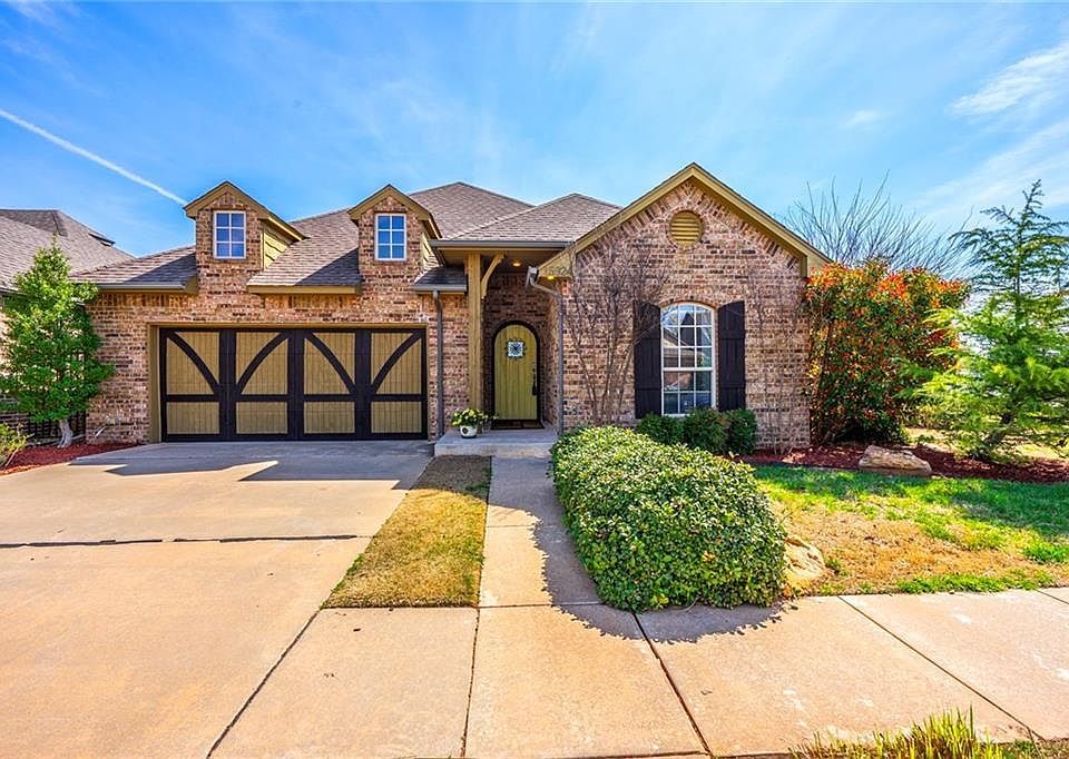 1st image of 15924 San Nicolas Dr
