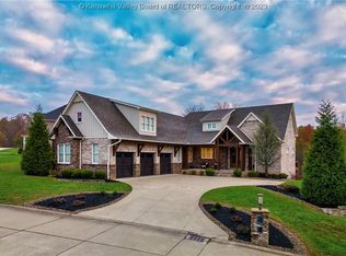 250 Clearview Dr, Winfield, WV 25213