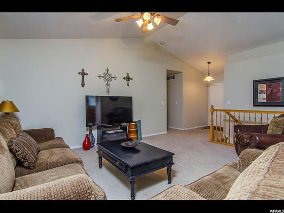 3rd image of 11518 S Country Farm Cir