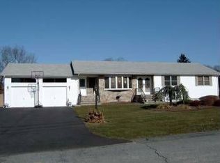 1 Scotts Way, Acushnet, MA 02743