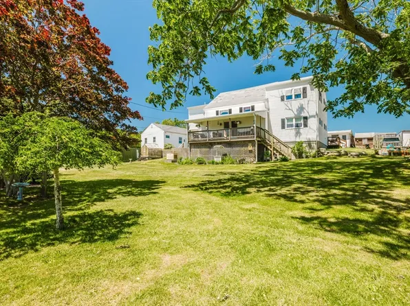 706 Gifford Rd, Westport, MA 02790