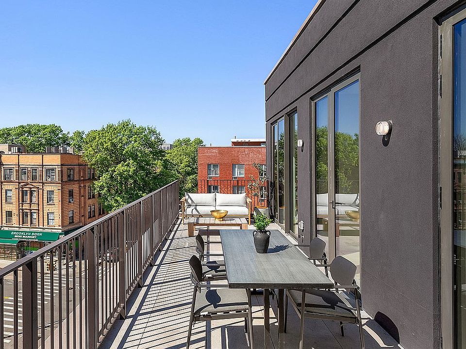 1st image of 701 Prospect Pl #502