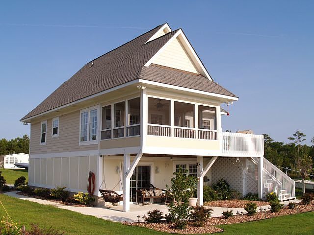 WATERFRONT ON THE NEW RIVER SNEADS FERRY NC