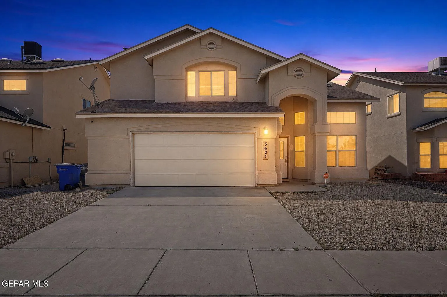 4 bed, 2.5 bath, 2354 sqft, $1,845 — Photo 2
