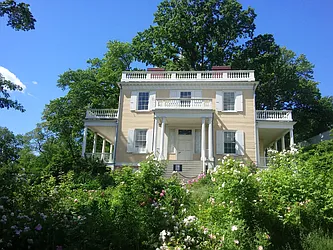 Rented by Willie Kathryn Suggs, LREB