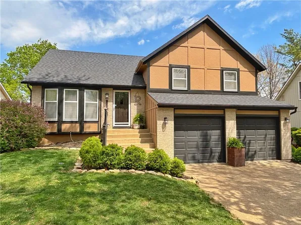 15608 W 124th Ter, Olathe, KS 66062