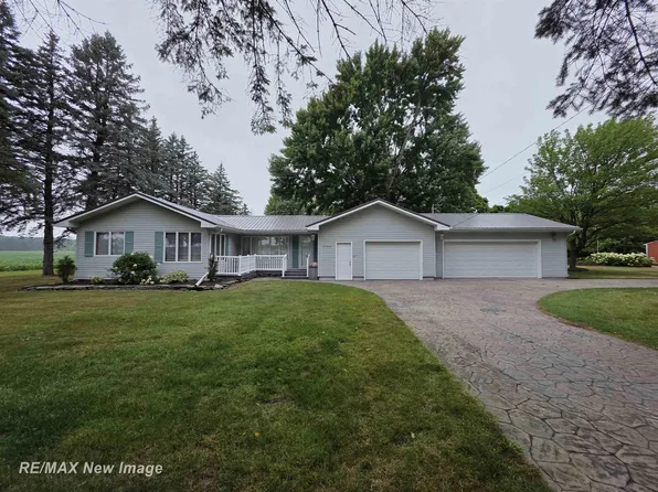 11904 Peet Rd, Chesaning, MI 48616
