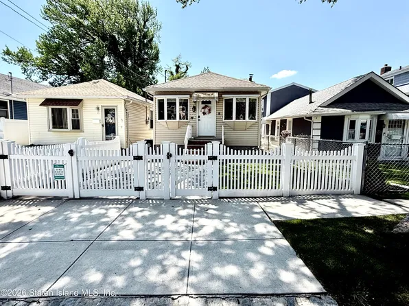 72 Wiman Ave, Staten Island, NY 10308