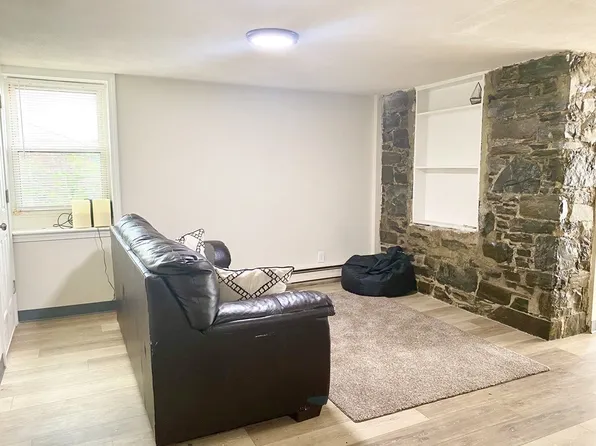 74 Thorndike St APT 1, Cambridge, MA 02141