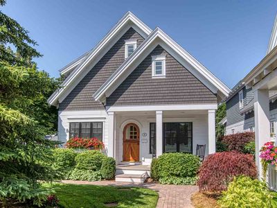575 E Bay St BUILDING 9, Harbor Springs, MI, 49740