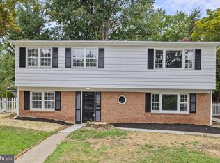 513 Dranesville Rd, Herndon, VA 20170