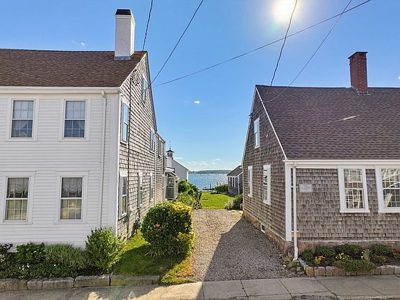 2nd image of 2037 Main Rd