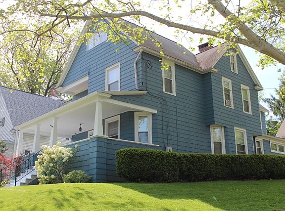 5th image of 202 Watauga Ave
