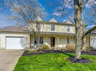 2325 Lakeside Dr, Lakemore, OH