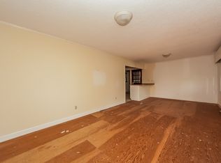 701 Memorial Park Dr, Thomasville, NC 27360