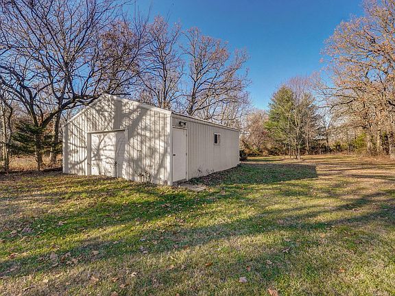20611 Lawrence 1205-30