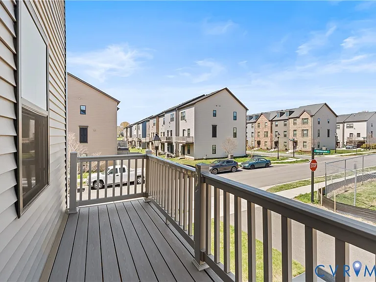 2037 Tobacco Mill St — Photo 14