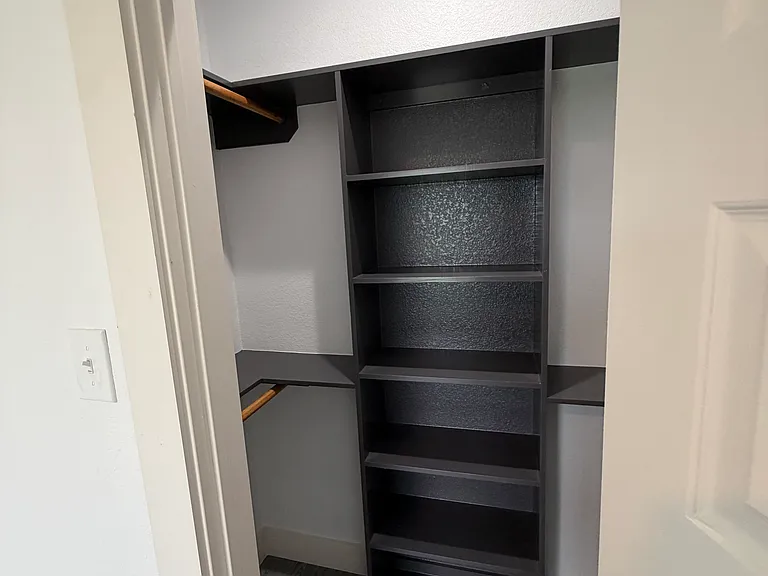 214 S Avenue I #214 — Photo 13