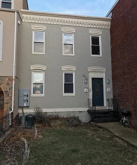 1631 12th St NW #1 — Photo 1