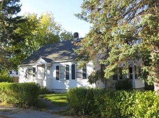 286 Oak Hill Rd, Fitchburg, MA 01420