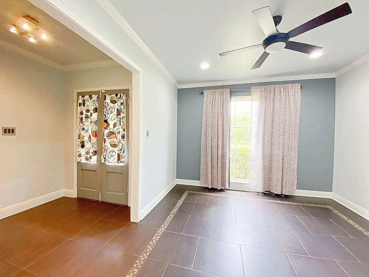 4 bed, 2309 sqft, $2,700 — Photo 3
