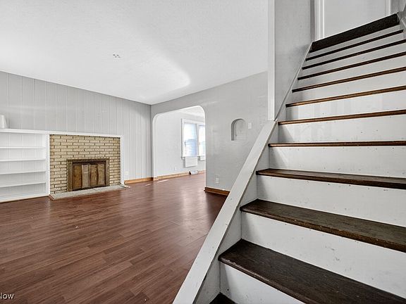 5th image of 37750 Willow Dr