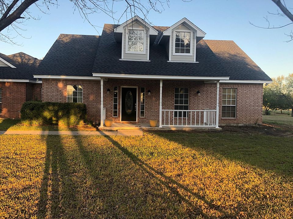 Rare one-store in Carroll ISD with darling front porch. Additional landscaping is being installed in October.