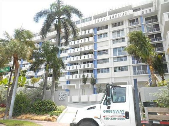 2nd image of 800 West Ave APT 821