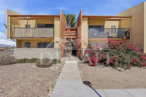 808 S Langley Ave #201 Photo 1