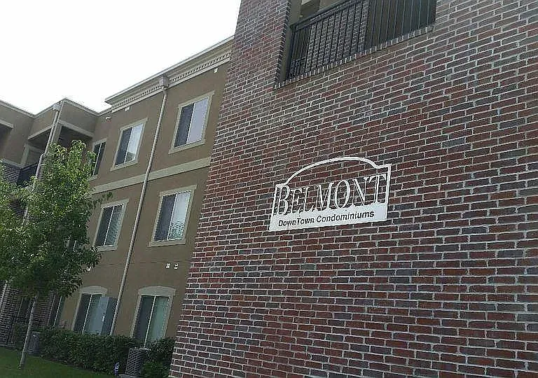 170 E Belmont Ave #B12 — Photo 1