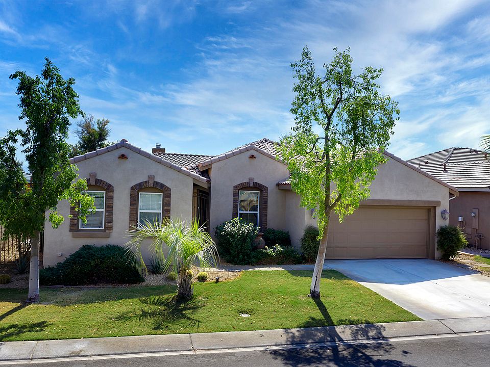 1st image of 82559 Hughes Dr