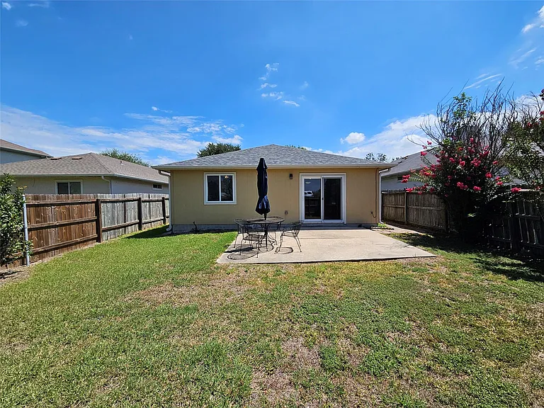 16721 Hamilton Point Cir — Photo 29