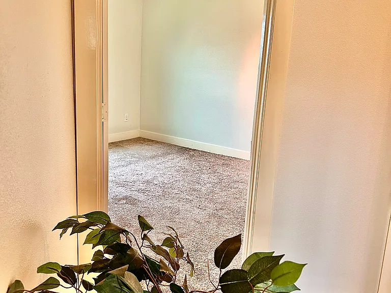 20839 Settlers Lake Cir N — Photo 11