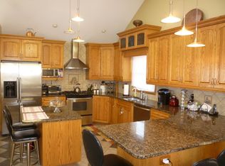42 Clark St, Dover, NJ 07801