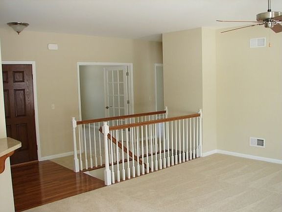 3rd image of 846 Water Edge Ct #L-0050