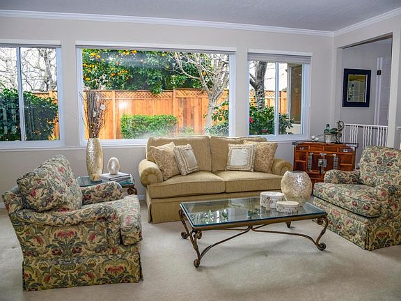 5th image of 2136 Mulberry Cir