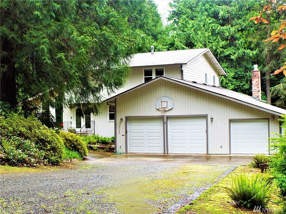 1st image of 19505 NE 165th St
