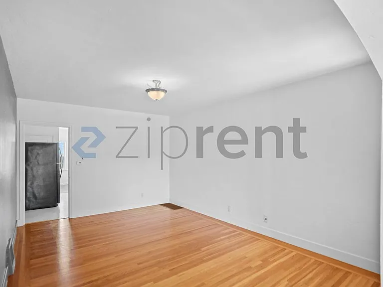 276 East Ave #U — Photo 7