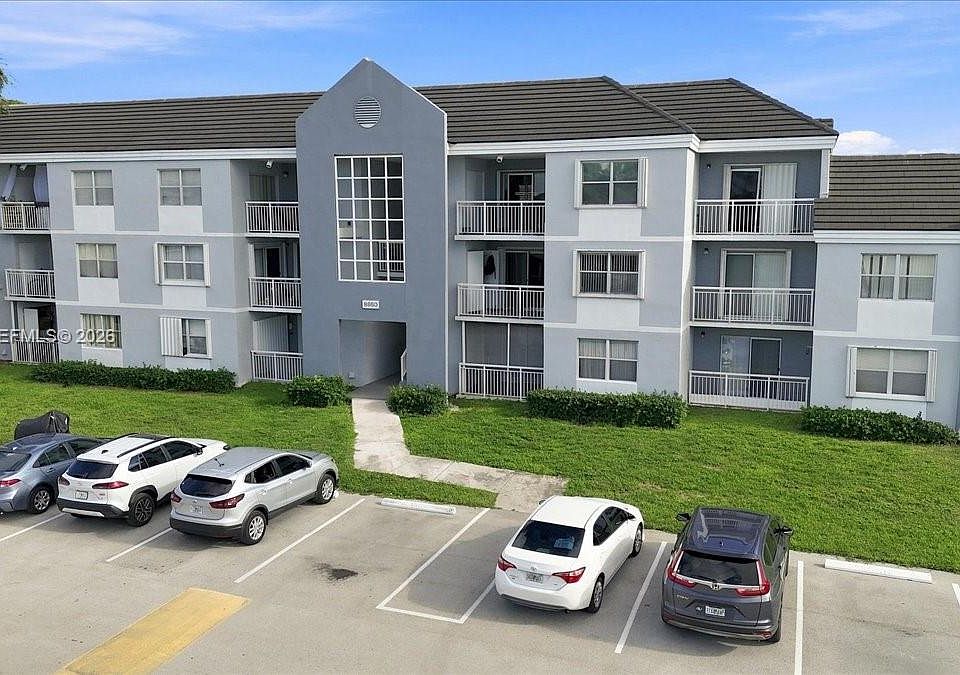 1st image of 8660 SW 212th St APT 306