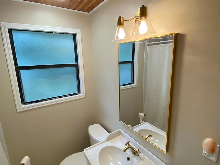 1522 Murray Dr — Photo 8