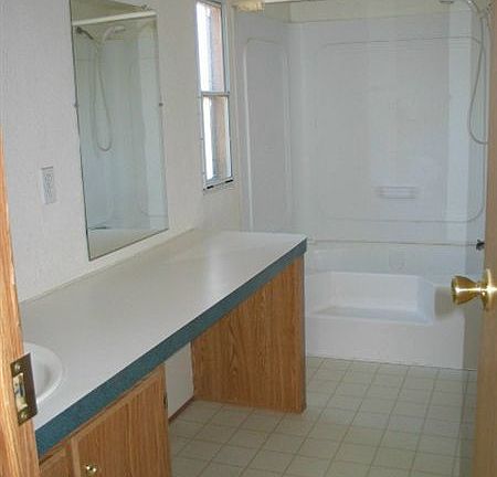 7461 master bath 7-11
