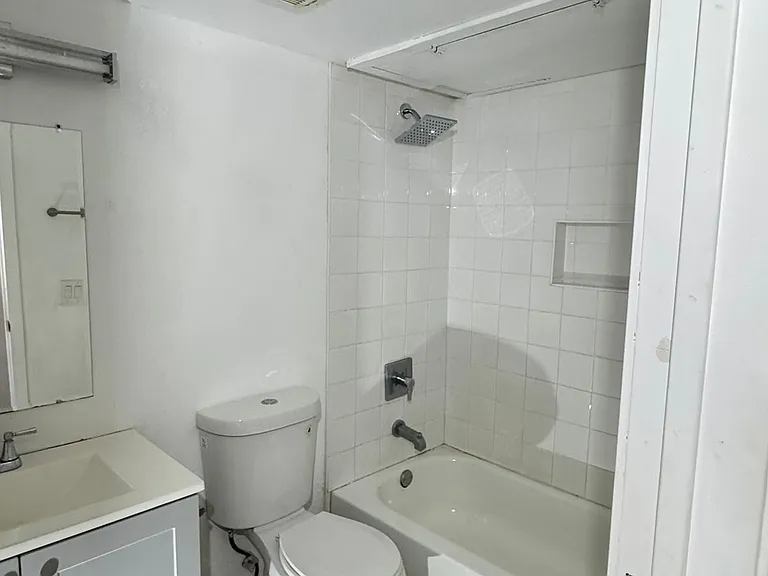 Fortune Square Apartments — Photo 10