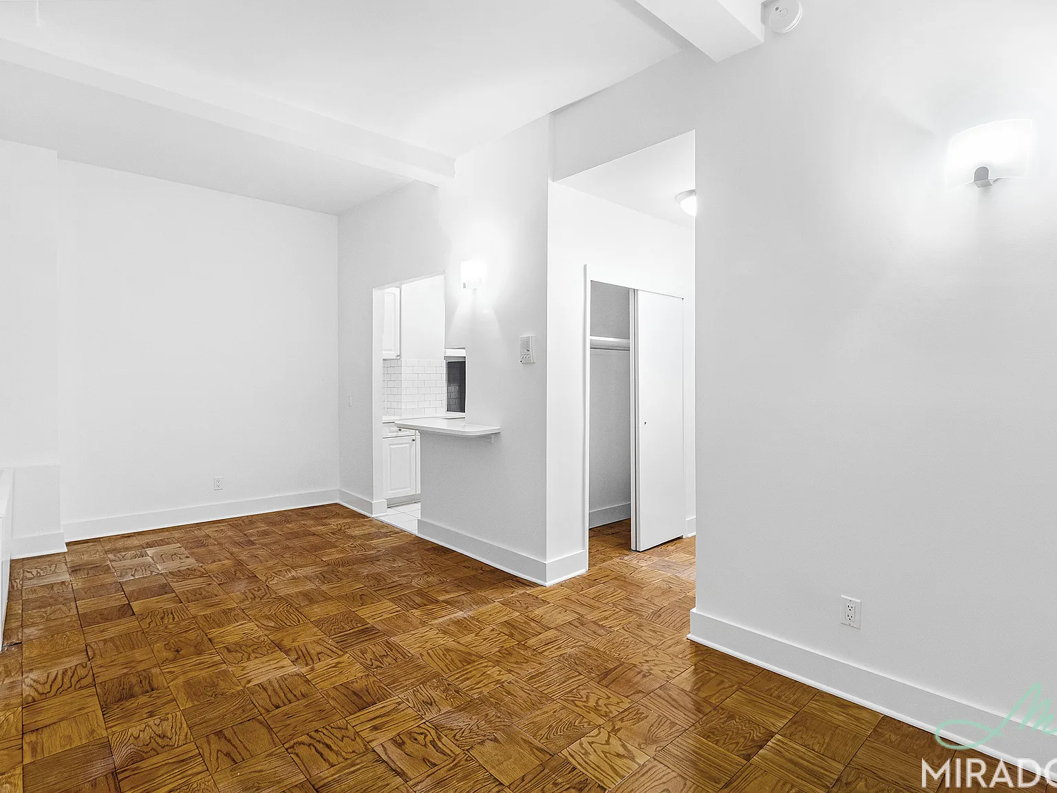 132 East 45th Street — Photo 4