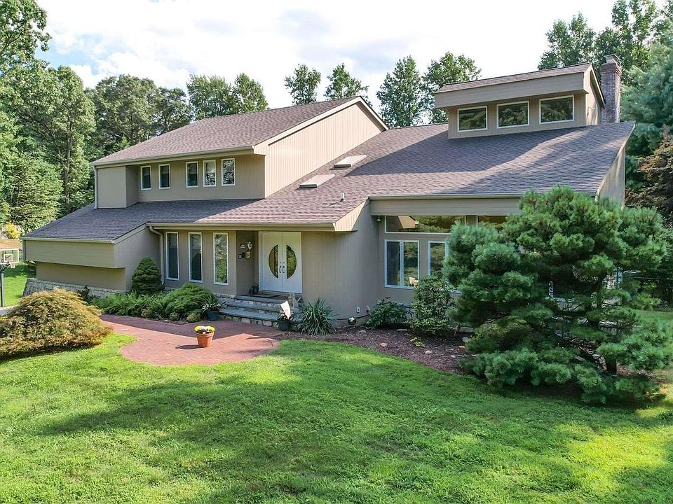 1st image of 31 Sherwood